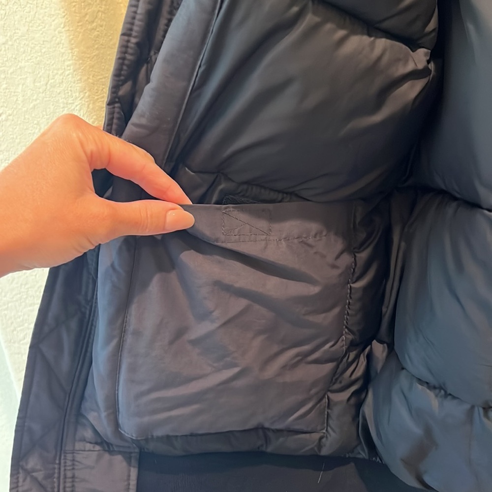 A&F winter jacket - Picture 3 of 5